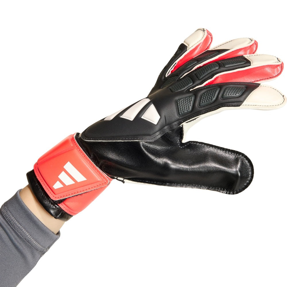 Predator Training Goalkeeper Glove