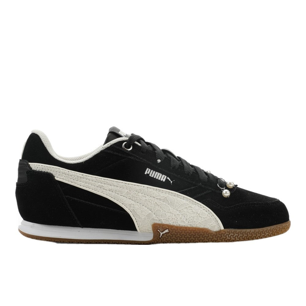 Bella Donna Pearls Lace Up Sneakers