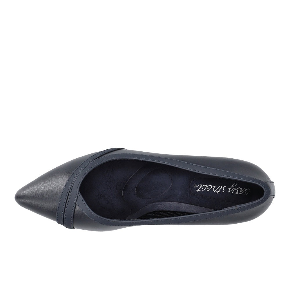 Maye Pumps