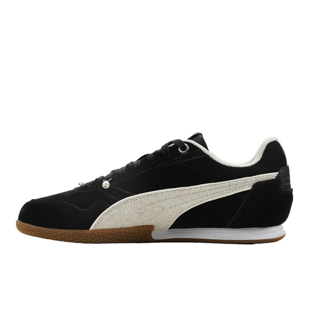 Bella Donna Pearls Lace Up Sneakers