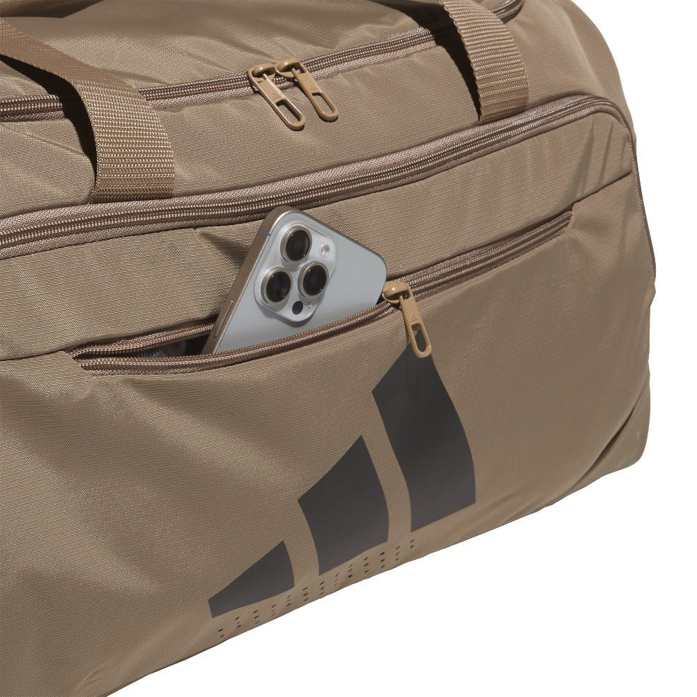 Defender 5 Medium Duffel