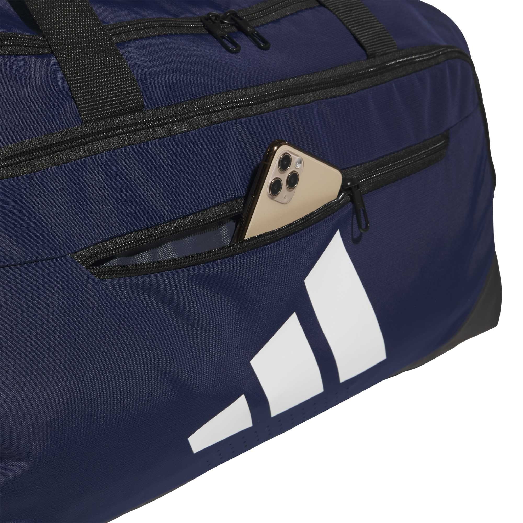 Defender 5 Medium Duffel Bag