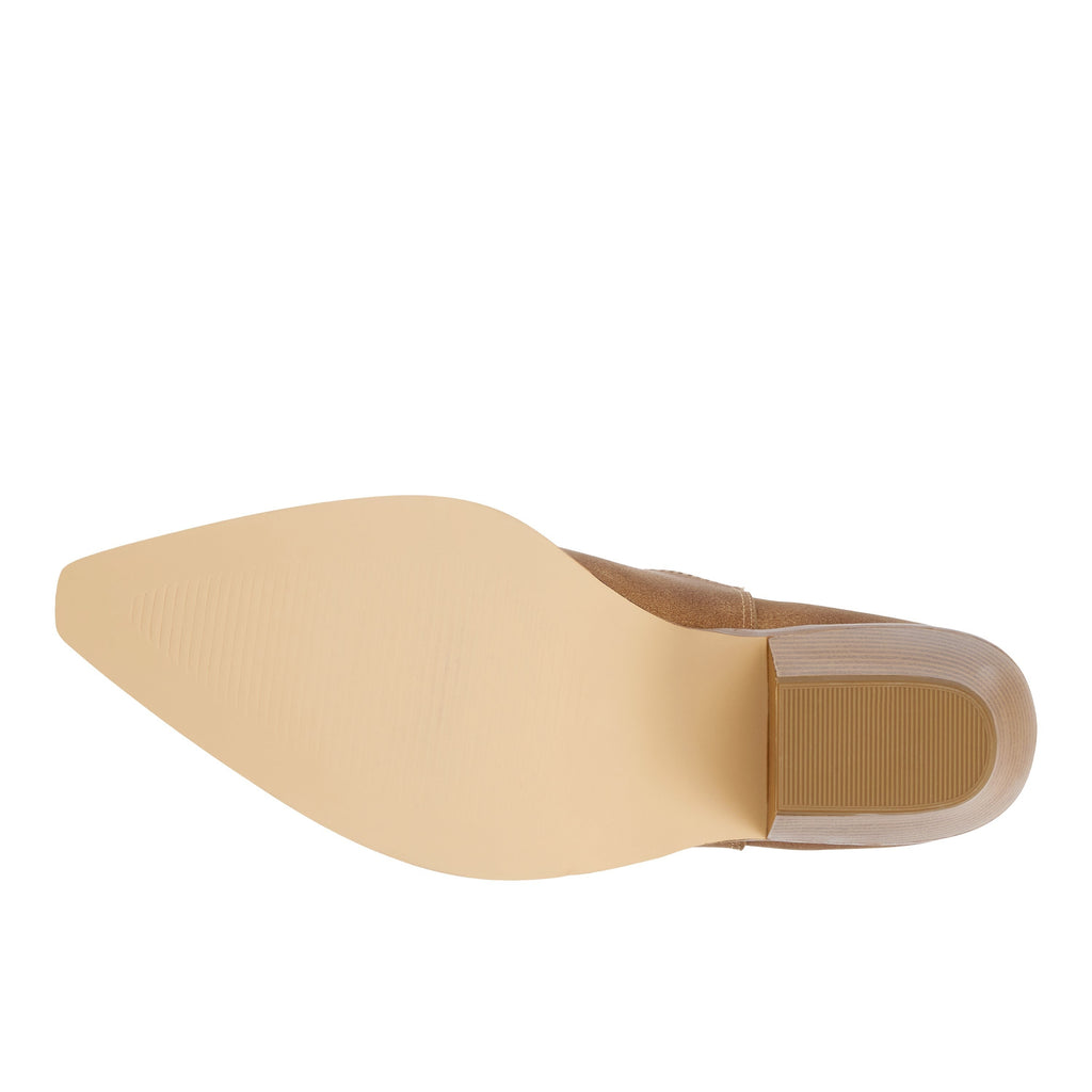 Bodhi Pointed Toe Pull On Boots