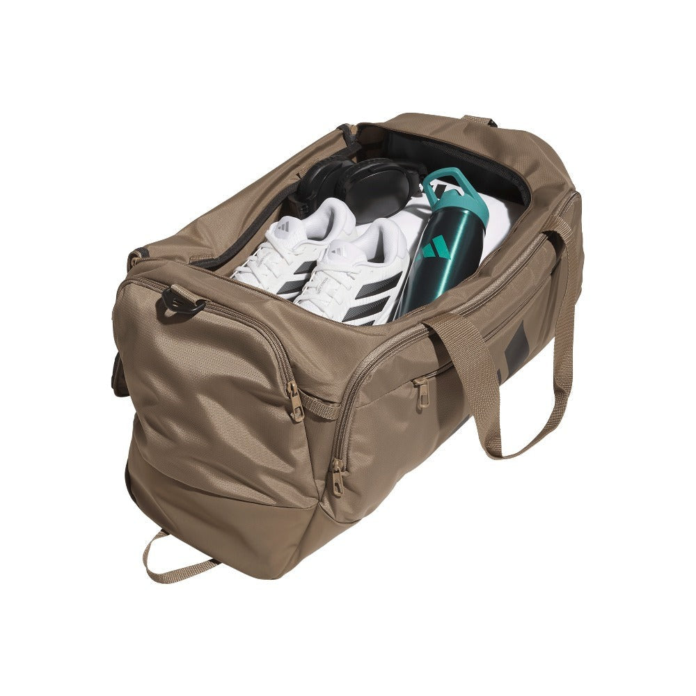 Defender 5 Medium Duffel