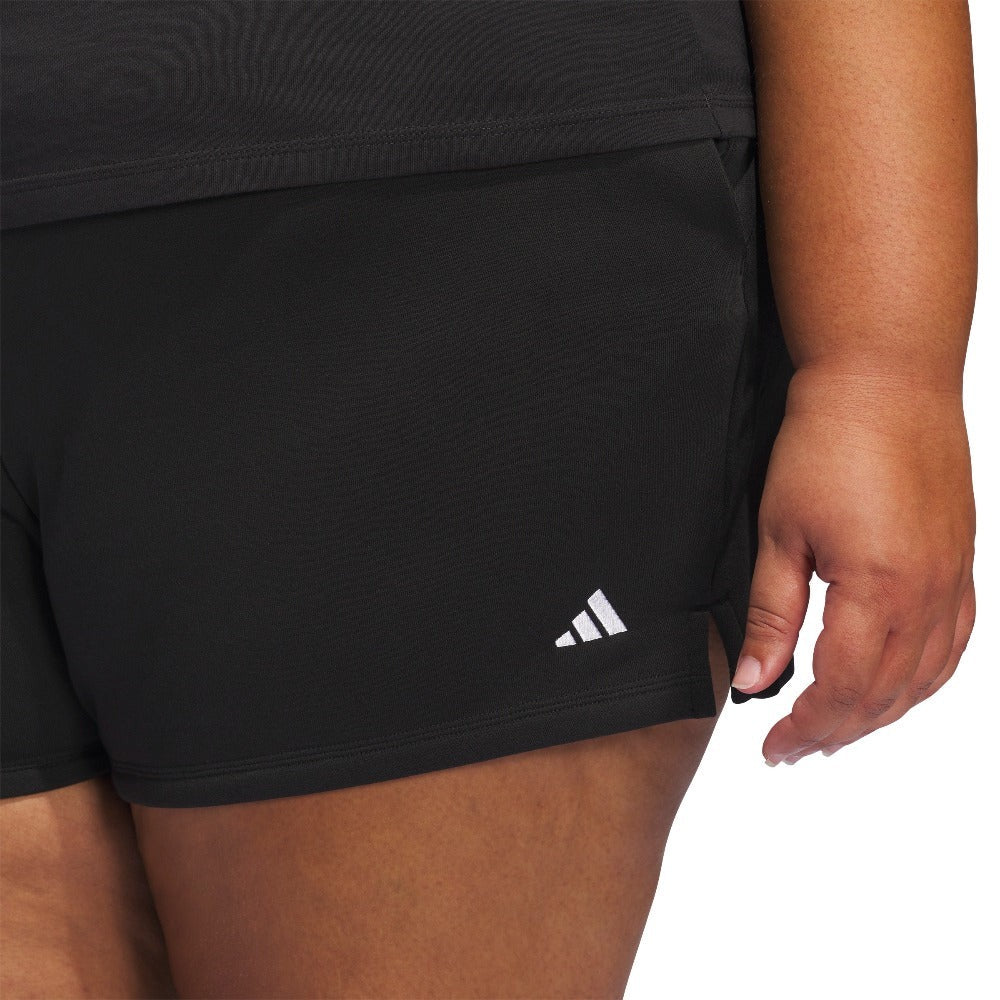 Essentials Small Logo Feel Cozy Shorts (Plus Size)
