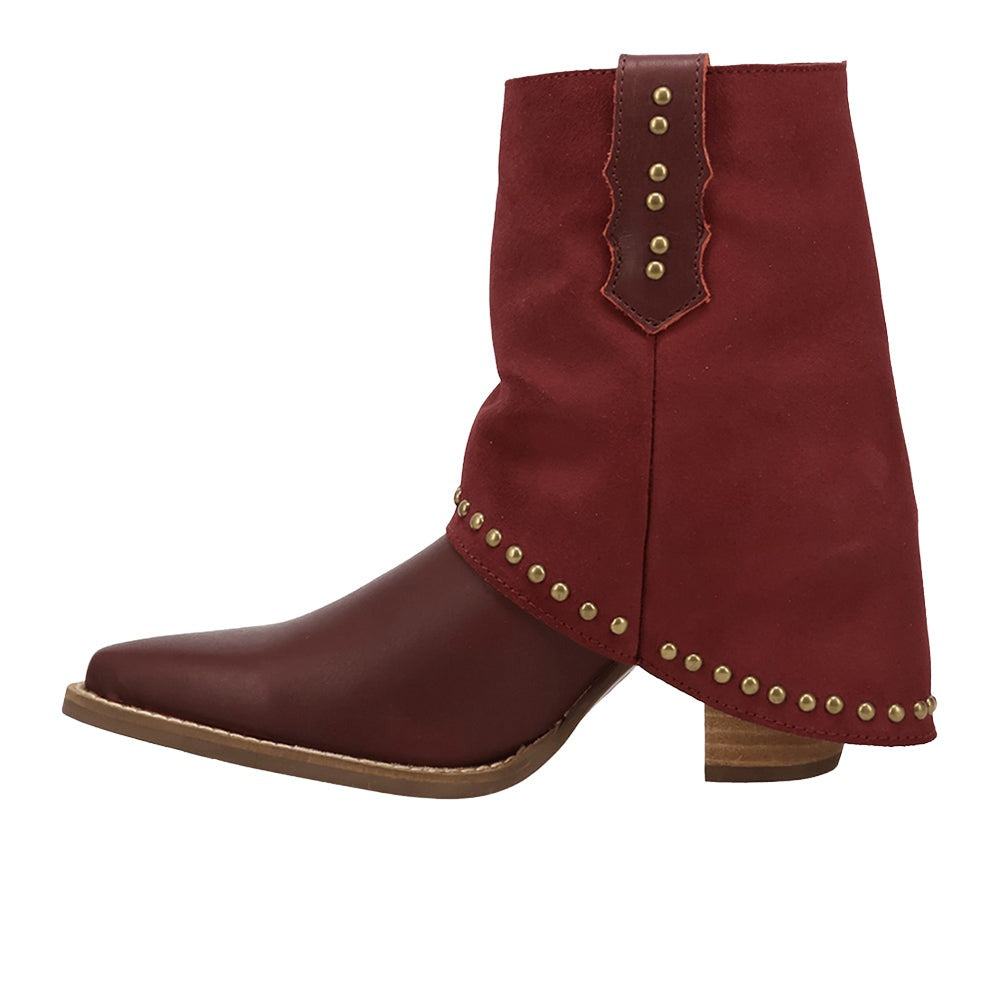 Off The Cuff Leather Snip Toe Pull On Cowboy Booties